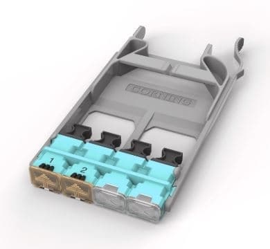 Модуль на 4MTP EDGE8 QPLEX PANEL W/4 OM3/OM4-AQU