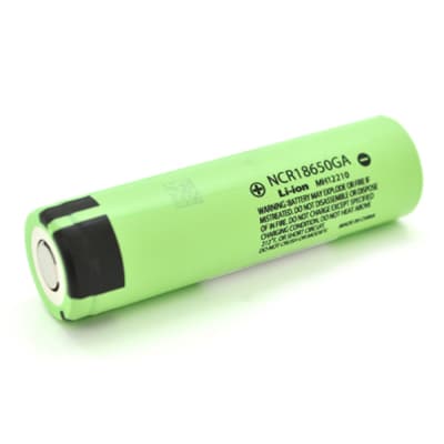 Акумулятор 18650 3300mAh, Li-Ion, Flat Top, 10A, 4.2/3.6/2.5V, green Panasonic (NCR18650GA / 26914)